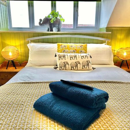 Lemur Lodge - Boutique Apartments - Short Stroll To The Beach Bournemouth Esterno foto