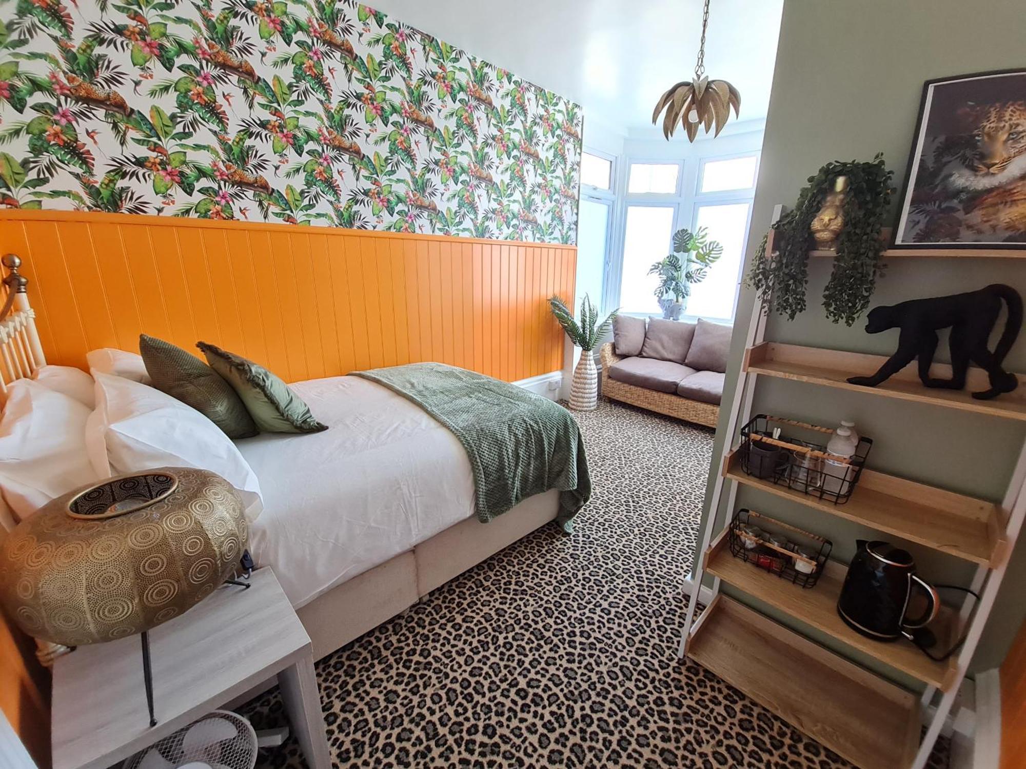 Lemur Lodge - Boutique Apartments - Short Stroll To The Beach Bournemouth Esterno foto