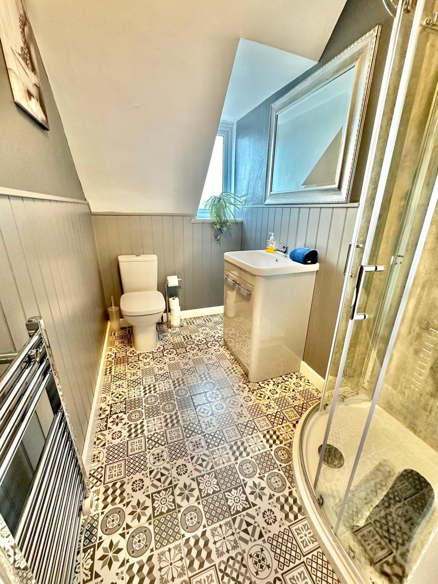 Lemur Lodge - Boutique Apartments - Short Stroll To The Beach Bournemouth Esterno foto
