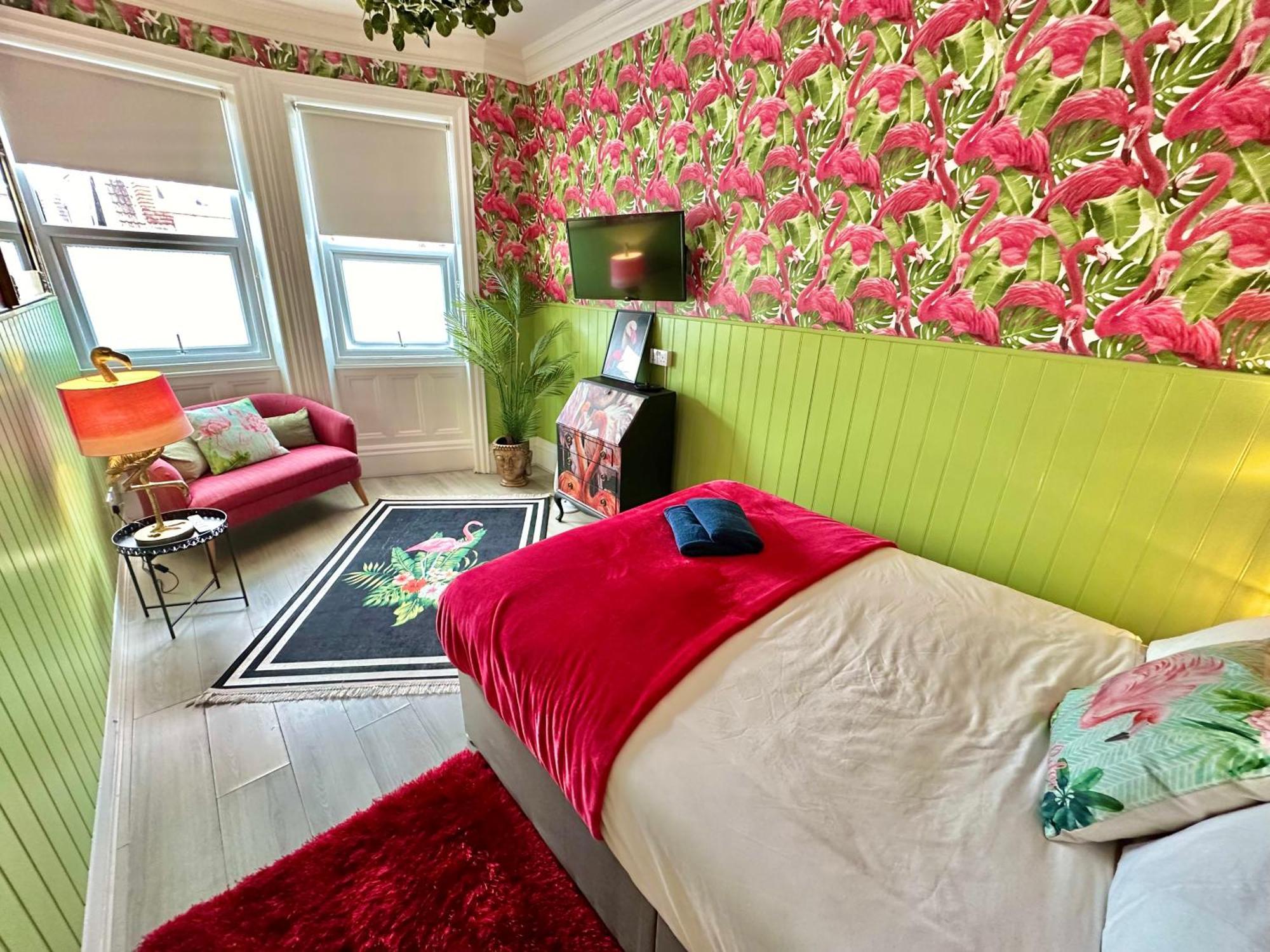 Lemur Lodge - Boutique Apartments - Short Stroll To The Beach Bournemouth Esterno foto