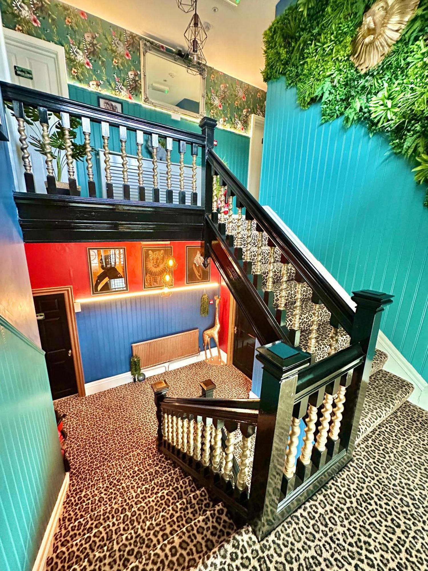 Lemur Lodge - Boutique Apartments - Short Stroll To The Beach Bournemouth Esterno foto