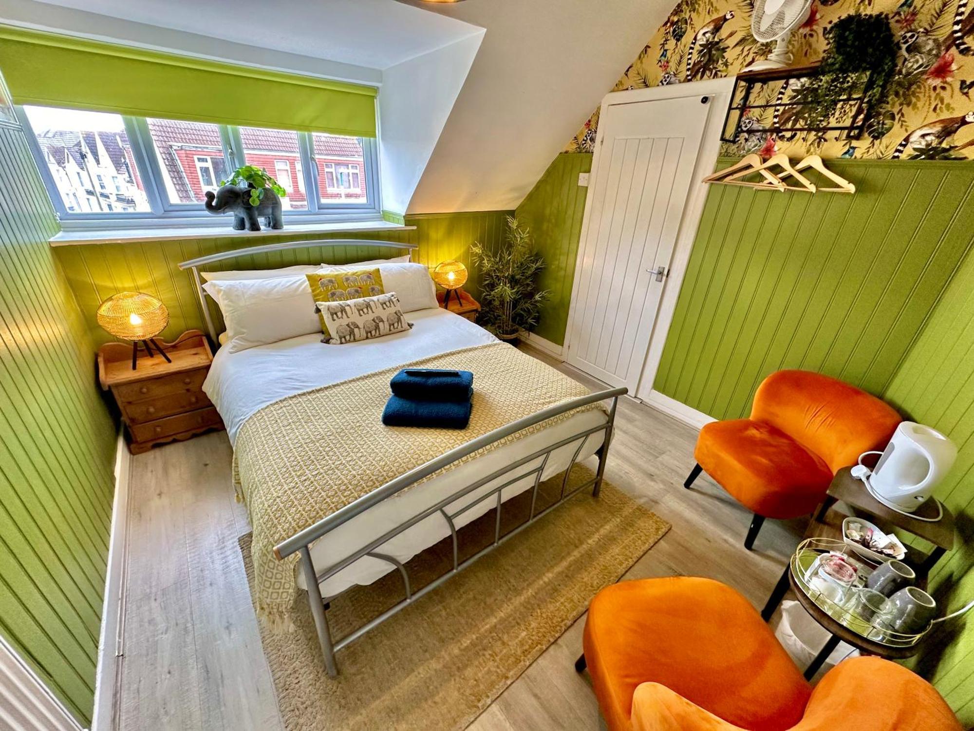 Lemur Lodge - Boutique Apartments - Short Stroll To The Beach Bournemouth Esterno foto