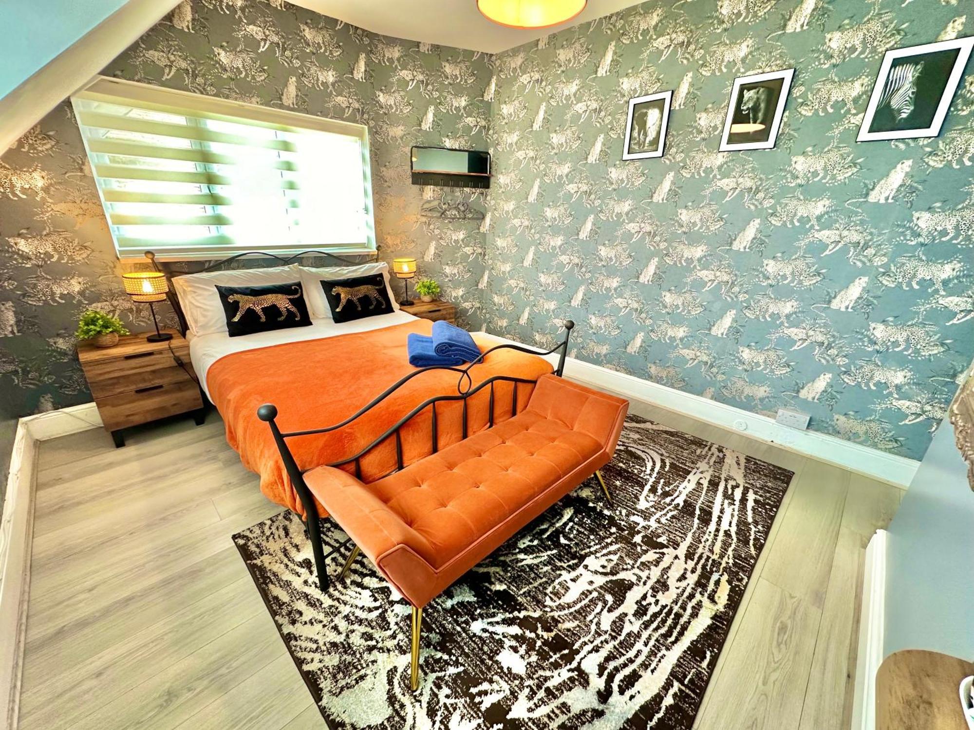 Lemur Lodge - Boutique Apartments - Short Stroll To The Beach Bournemouth Esterno foto